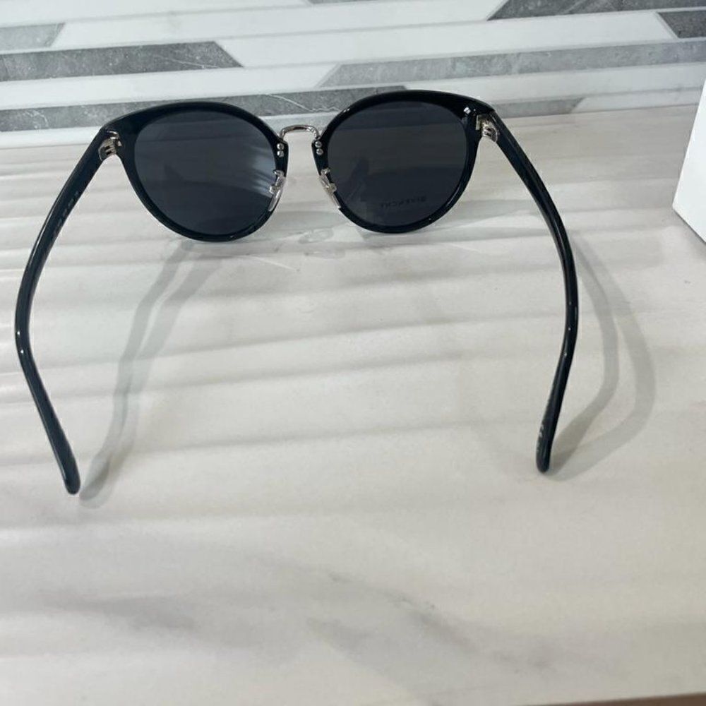 NIB Givenchy GV 7115/F/S Unisex Sunglasses - Picture 5 of 10